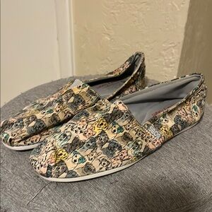 Skechers Bobs for dogs  Flats with dog  Design